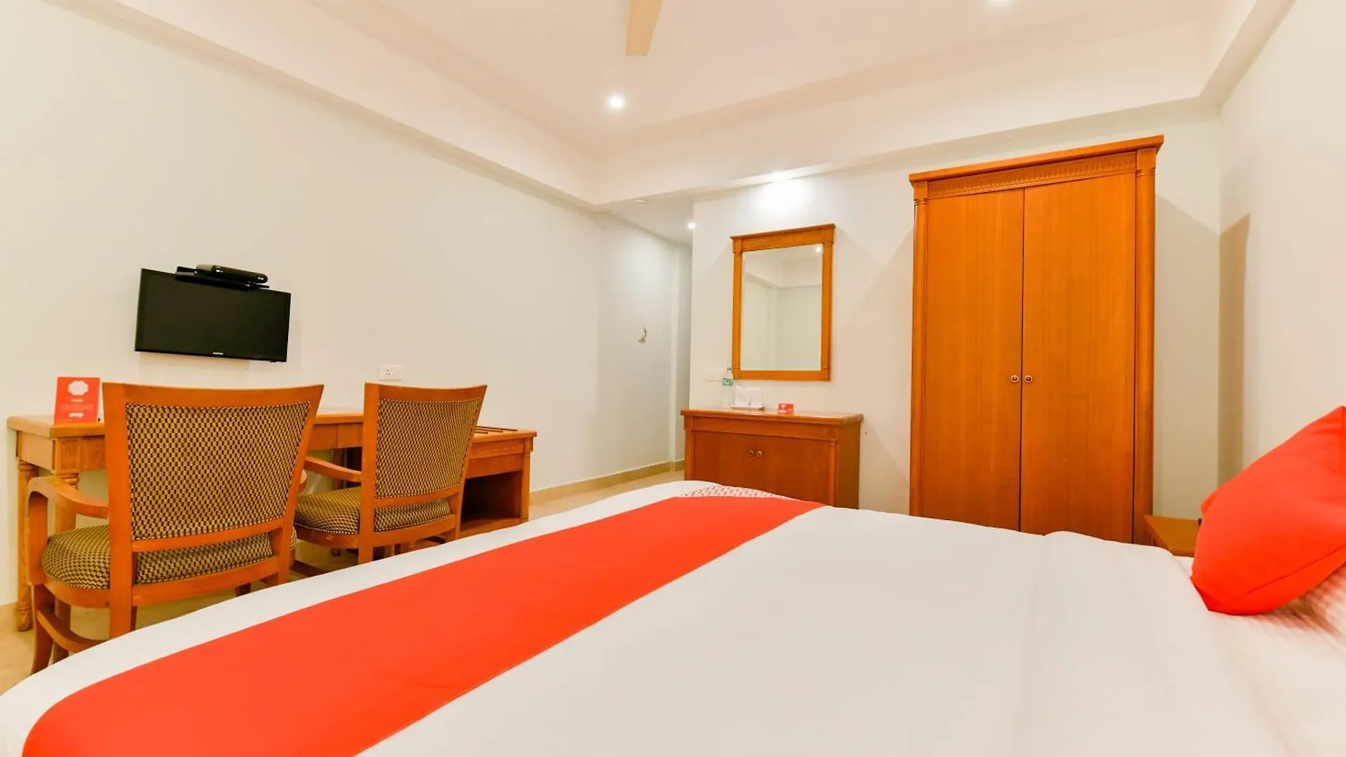 Super Townhouse Vembanad Tourist Home Vaikom 3*,  India