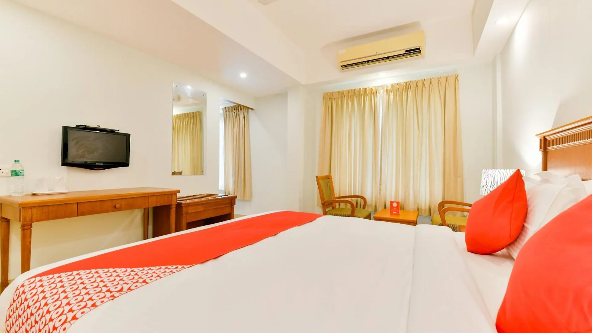 Hotel Super Townhouse Vembanad Tourist Home Vaikom
